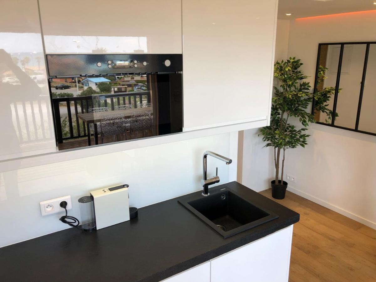 Appartement Climatise Refait A Neuf - Vue Mer Saint-Tropez - Piscine- 50M Plage Gassin Exterior photo